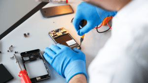 מעבדת טלפונים